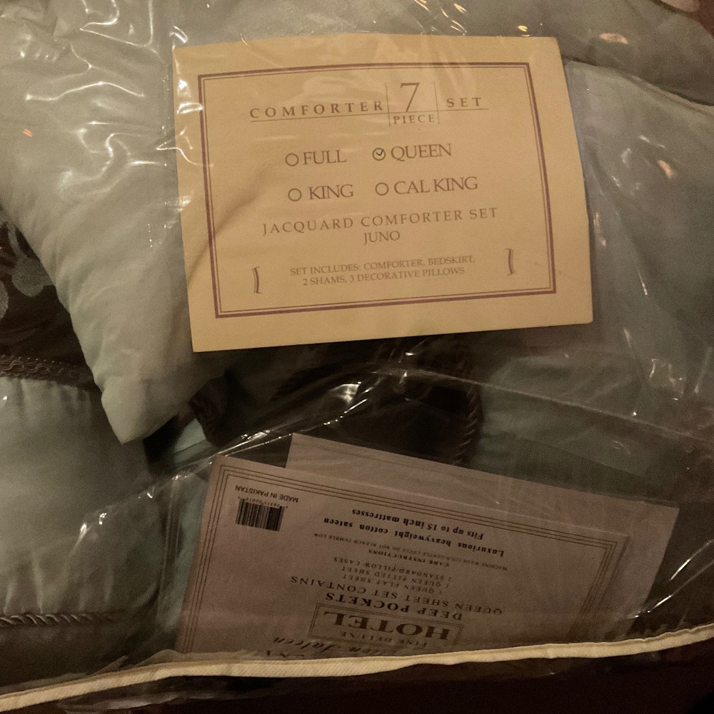 Comforter 7 piece set light blue an d burgundy queen size